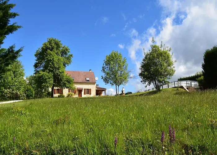 Spacious With Private Pool